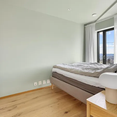 فيلة Amazing View - 5 Bedrooms - New House - Modern And Exclusive برغن