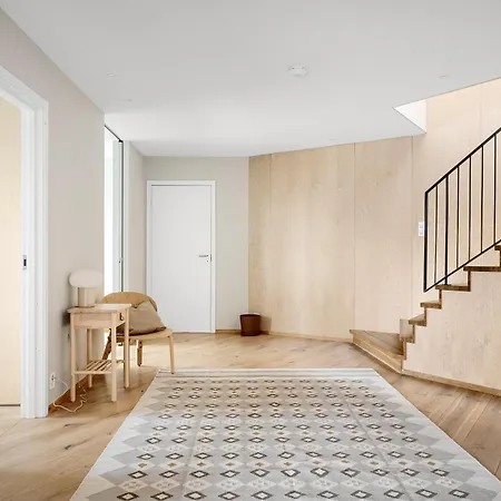 Amazing View - 5 Bedrooms - New House - Modern And Exclusive برغن