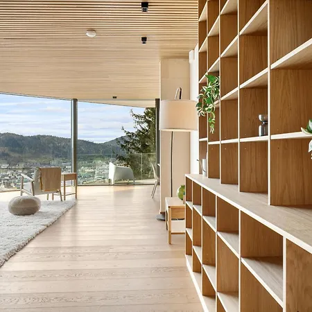 فيلة Amazing View - 5 Bedrooms - New House - Modern And Exclusive