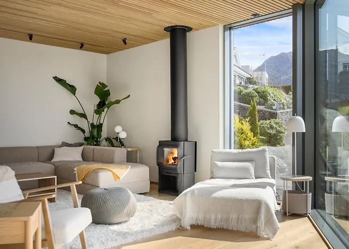 Amazing View - 5 Bedrooms - New House - Modern And Exclusive * Берген